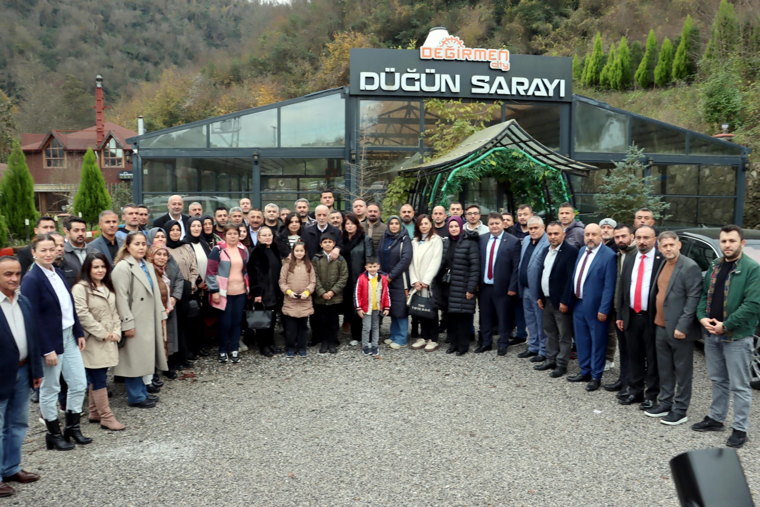 ATALAY, MADEN ŞEHİDİ AİLELERİYLE BİR ARAYA GELDİ